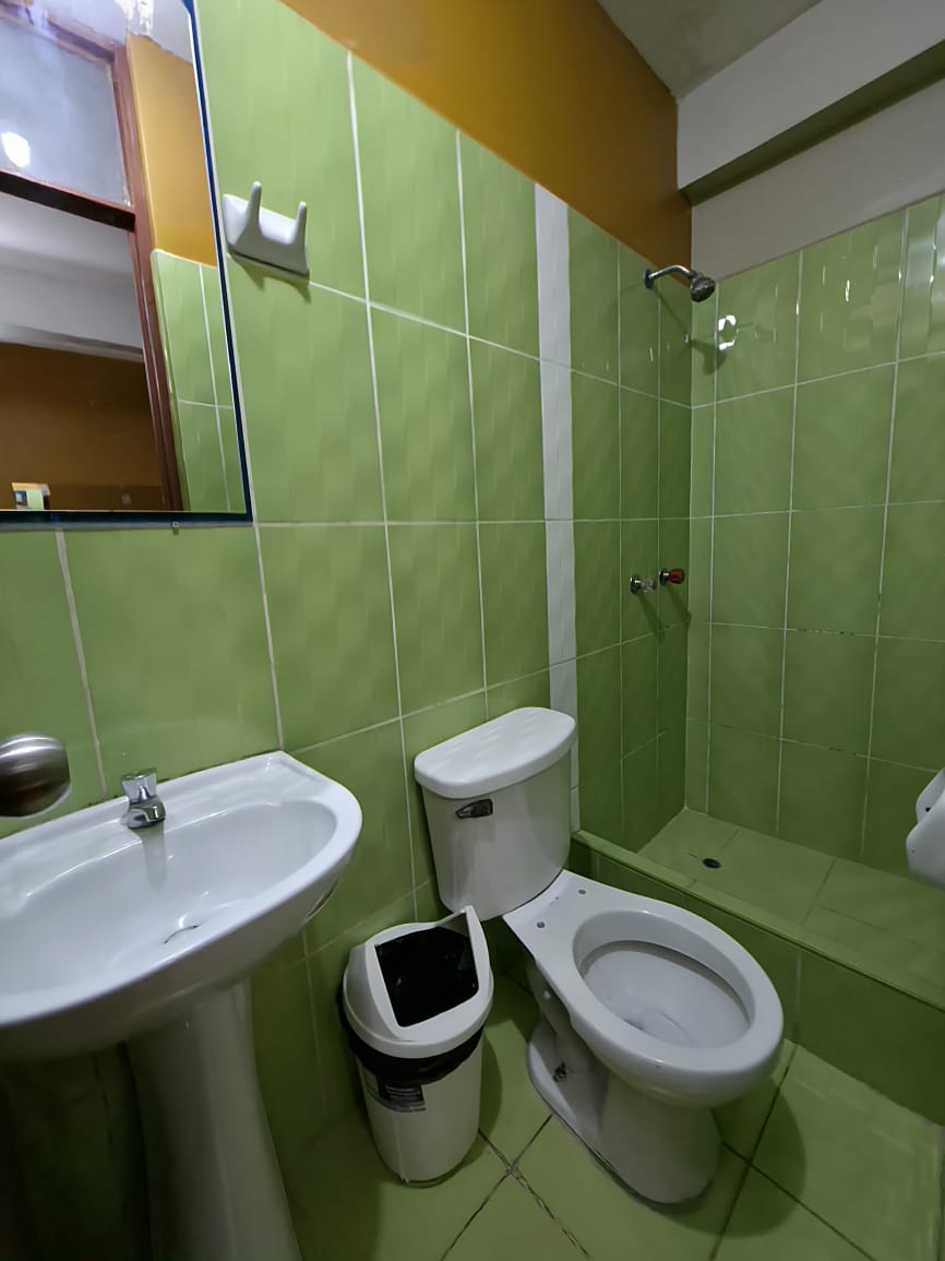 Se Vende Amplio Hotel En La Mejor Zona De Ventanilla